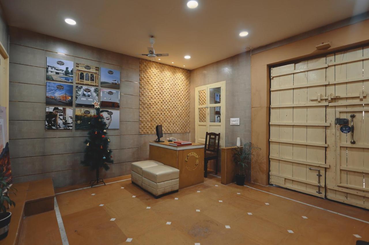 מלון ג'ודפור Hinduja Haveli Gulab Sagar מראה חיצוני תמונה